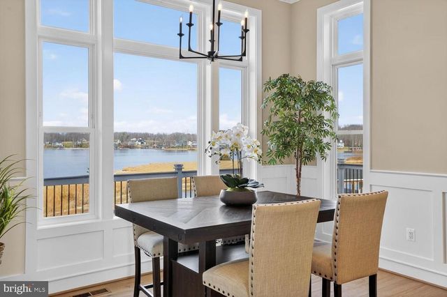 393 ROCK ISLAND RIDGE, LAKE ANNA, Mineral, VA 23117