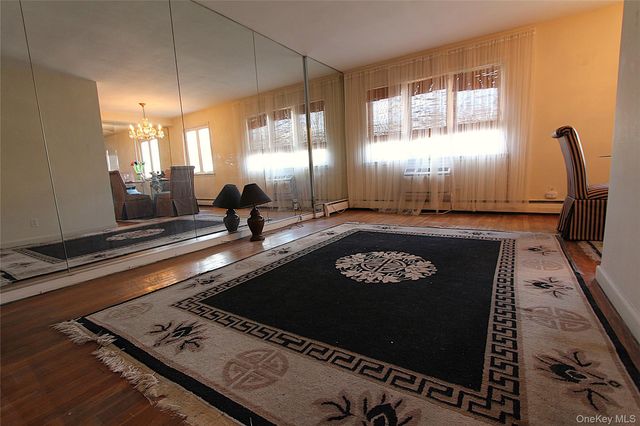 60-60 69th Place, Maspeth, NY 11378