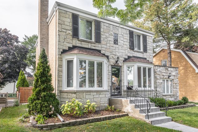 8708 Central Avenue, Morton Grove, IL 60053