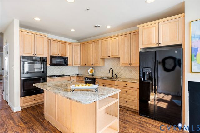 9503 Belle Air Ln, Henrico, VA 23229