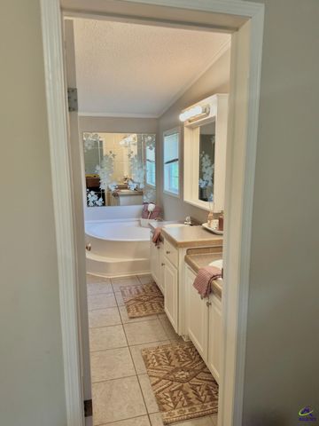 101 Orchard Road, Perry, GA 31069