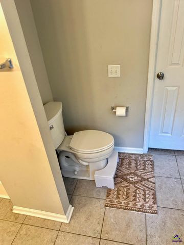 101 Orchard Road, Perry, GA 31069