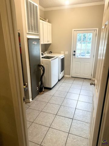 101 Orchard Road, Perry, GA 31069