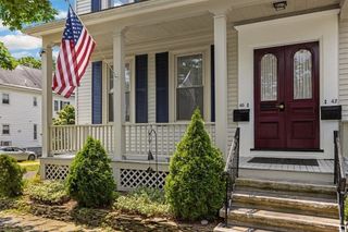 40-42 Bancroft 2, Reading, MA 01867