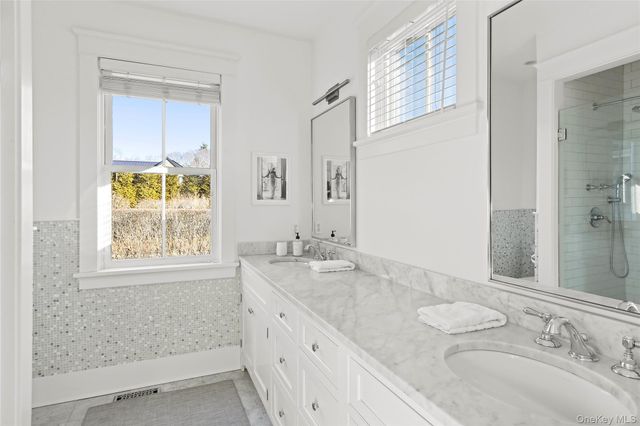 158 Norris Lane, Bridgehampton, NY 11932
