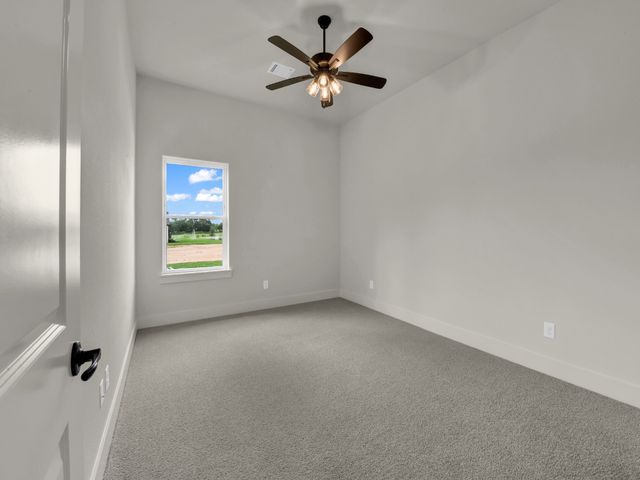 305 Wrangler Court, Weatherford, TX 76088