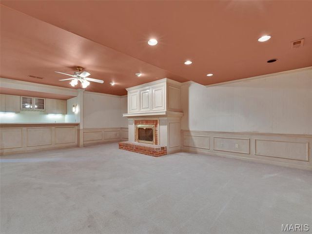 13004 Pembrooke Valley Court, St Louis, MO 63141