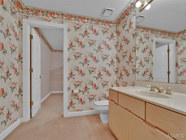 13004 Pembrooke Valley Court, St Louis, MO 63141