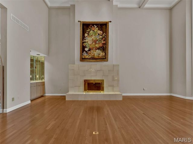 13004 Pembrooke Valley Court, St Louis, MO 63141