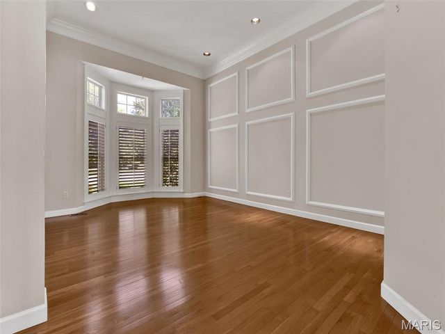 13004 Pembrooke Valley Court, St Louis, MO 63141