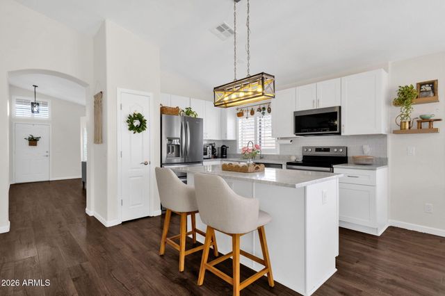 973 N SUNNYVALE Avenue, Gilbert, AZ 85234