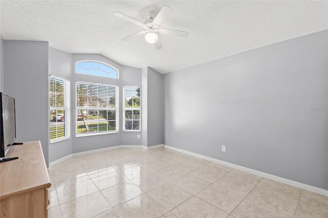 15840 AUTUMN GLEN AVENUE, Clermont, FL 34714