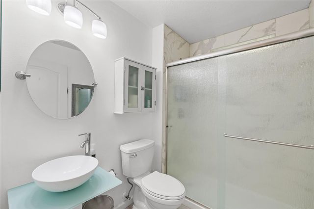 15840 AUTUMN GLEN AVENUE, Clermont, FL 34714