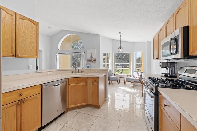 15840 AUTUMN GLEN AVENUE, Clermont, FL 34714