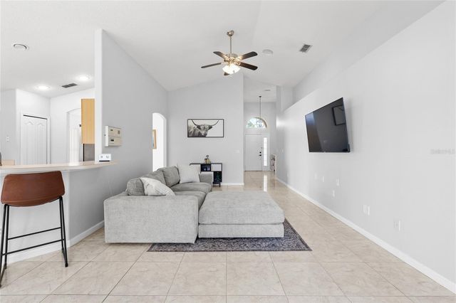 15840 AUTUMN GLEN AVENUE, Clermont, FL 34714