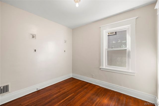 252 Dartmouth Avenue, Buffalo, NY 14215