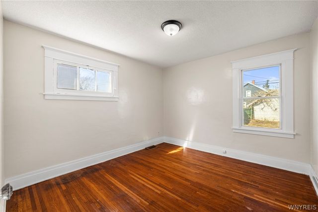 252 Dartmouth Avenue, Buffalo, NY 14215