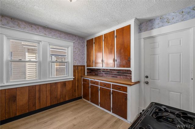 252 Dartmouth Avenue, Buffalo, NY 14215