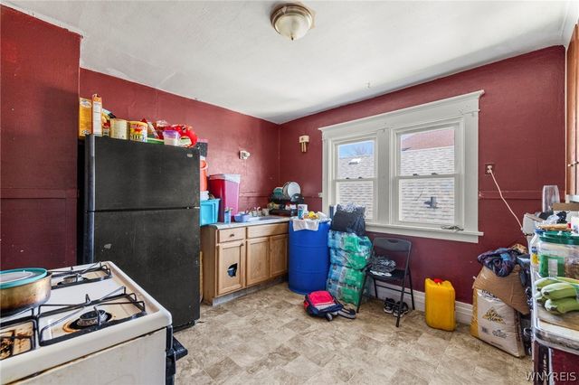 252 Dartmouth Avenue, Buffalo, NY 14215