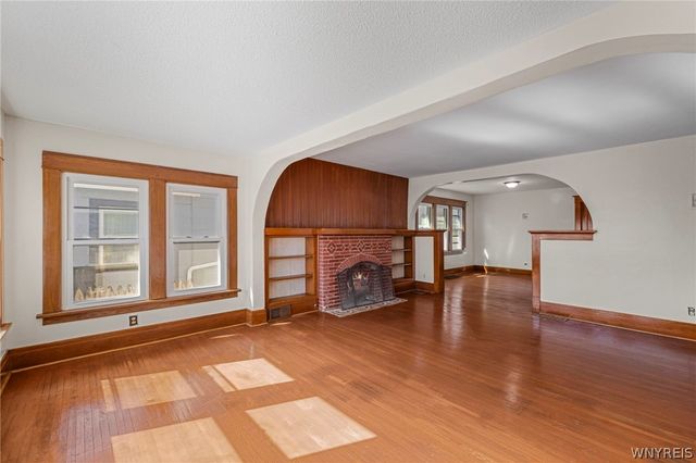 252 Dartmouth Avenue, Buffalo, NY 14215