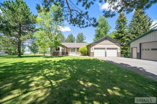 4950 W Foxtrail Lane, Idaho Falls, ID 83402