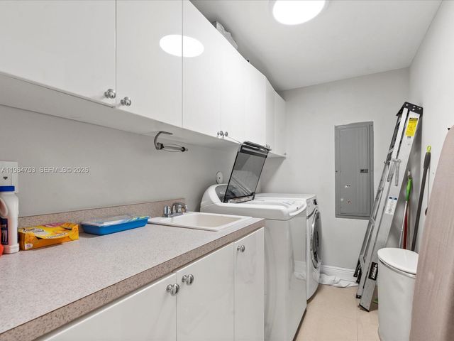 17875 Collins Ave 4405, Sunny Isles Beach, FL 33160