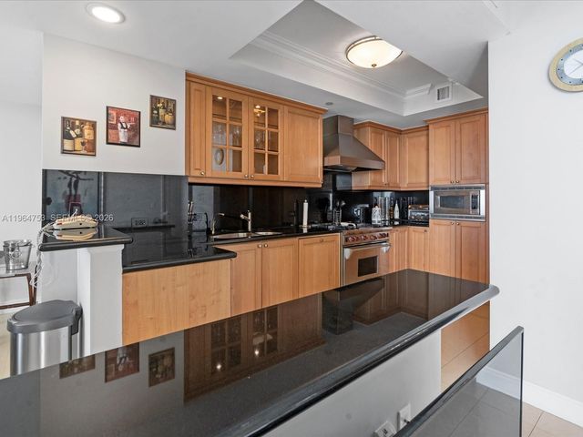 17875 Collins Ave 4405, Sunny Isles Beach, FL 33160