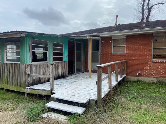 13409 Duluth Street, Houston, TX 77015