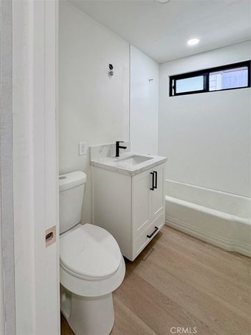 1310 Loma Drive, Hermosa Beach, CA 90254