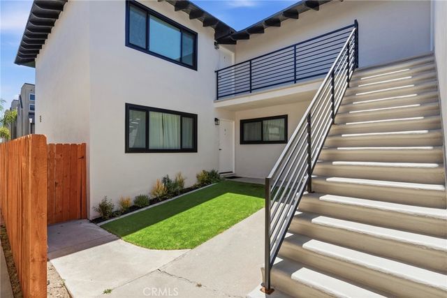 1310 Loma Drive, Hermosa Beach, CA 90254