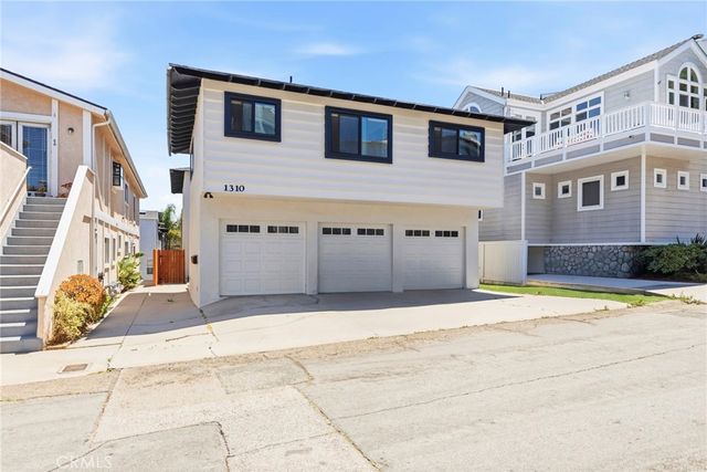 1310 Loma Drive, Hermosa Beach, CA 90254
