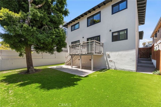 1310 Loma Drive, Hermosa Beach, CA 90254