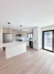 1310 Loma Drive, Hermosa Beach, CA 90254