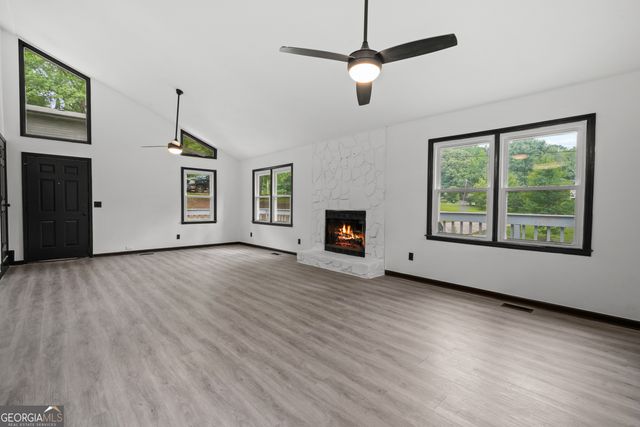 50 N Hearthstone NORTH Drive, Newnan, GA 30263