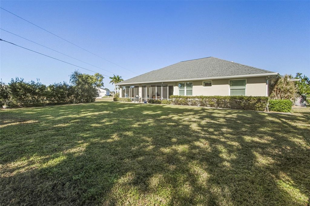 Image 28 of property listing at 25195 ESTRADA CIRCLE, Punta Gorda, FL 33955