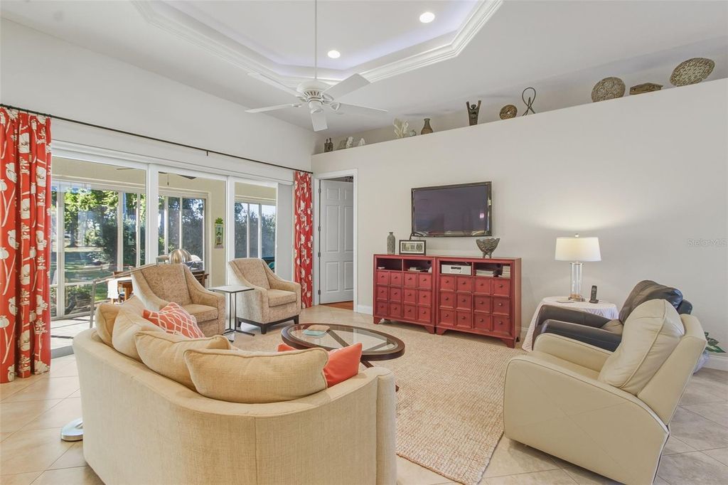 Image 4 of property listing at 25195 ESTRADA CIRCLE, Punta Gorda, FL 33955