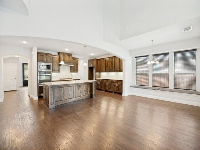 5009 Joseph Street, Lewisville, TX 75056