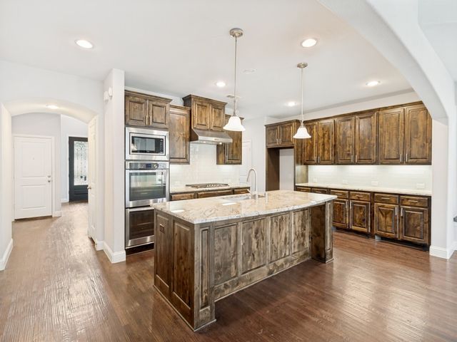 5009 Joseph Street, Lewisville, TX 75056