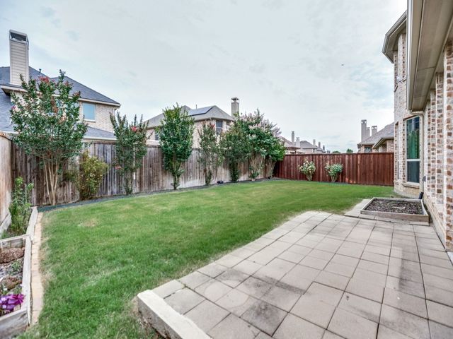 5009 Joseph Street, Lewisville, TX 75056