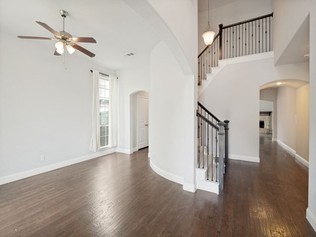 5009 Joseph Street, Lewisville, TX 75056