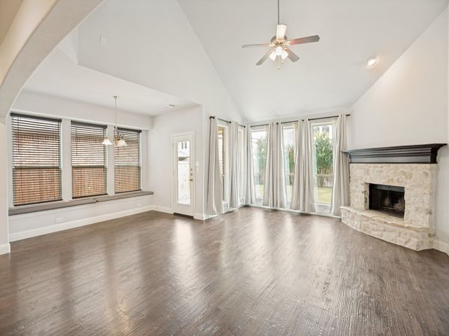 5009 Joseph Street, Lewisville, TX 75056