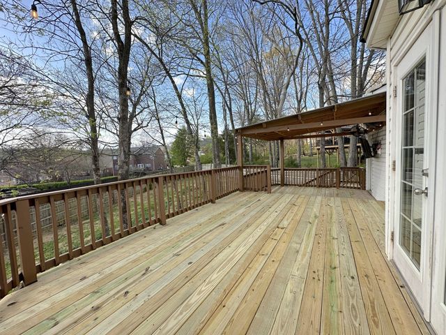 3208 Woodspring Ct, Nashville, TN 37211