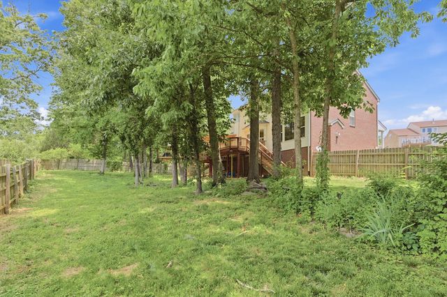3208 Woodspring Ct, Nashville, TN 37211