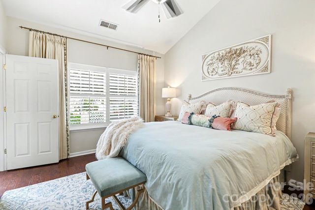 11184 Saintsbury Place, Charlotte, NC 28270