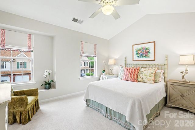 11184 Saintsbury Place, Charlotte, NC 28270