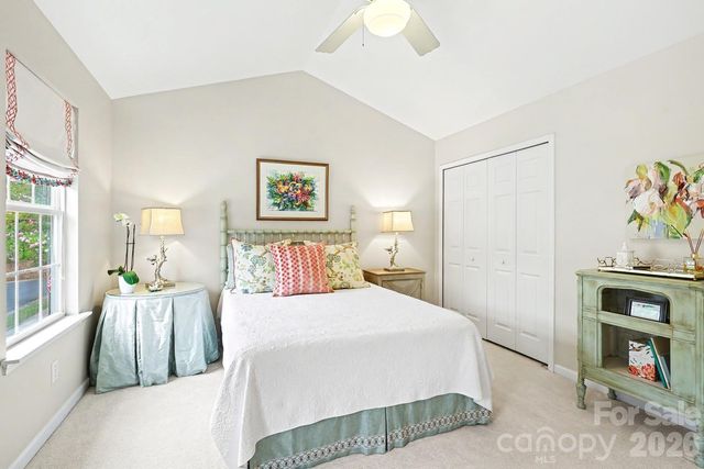 11184 Saintsbury Place, Charlotte, NC 28270