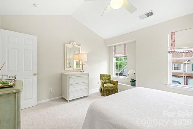 11184 Saintsbury Place, Charlotte, NC 28270