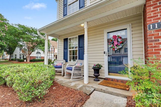 11184 Saintsbury Place, Charlotte, NC 28270