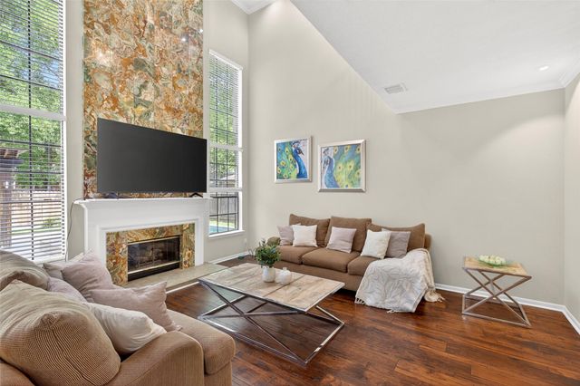 14 Treestar Place, The Woodlands, TX 77381