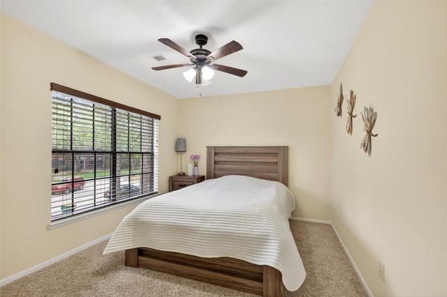 14 Treestar Place, The Woodlands, TX 77381